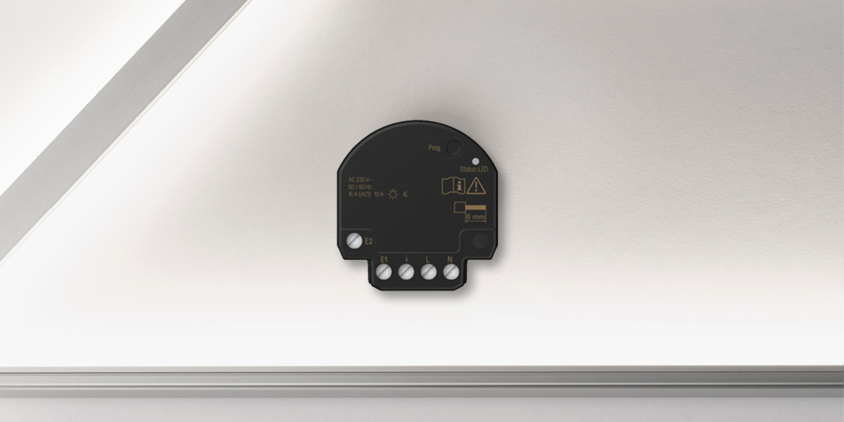 JUNG HOME Jalousieaktor Mini bei Elektro Königbauer e.K. in Ergoldsbach