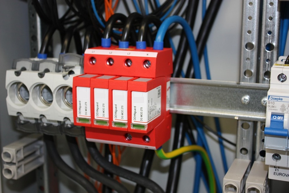U berspannungsschutz bei Elektro Königbauer e.K. in Ergoldsbach